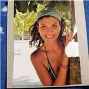 Laureata in psicologia socio-culturale offre lezioni di filosofia per ragazzi delle superiori